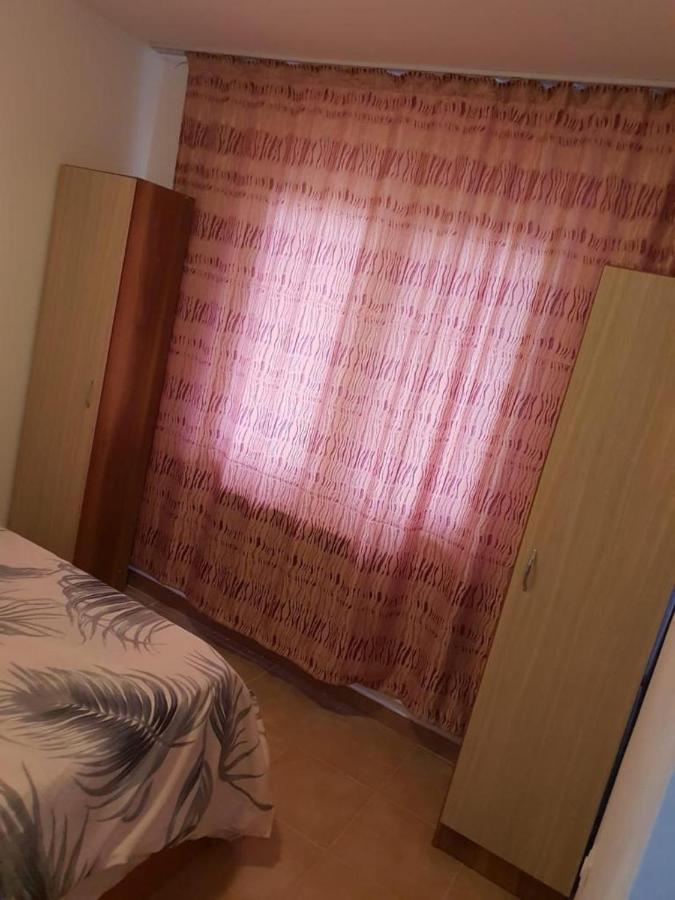 Apartament 2 Camere Tomis Nord Constanta Bagian luar foto