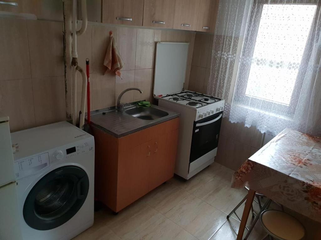 Apartament 2 Camere Tomis Nord Constanta Bagian luar foto